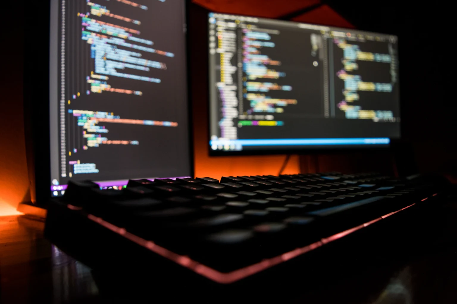 tech-hero-code-dark